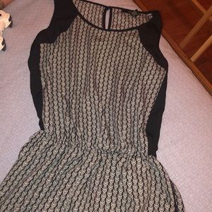 Forever 21 Sleeveless Romper black w/white chevron